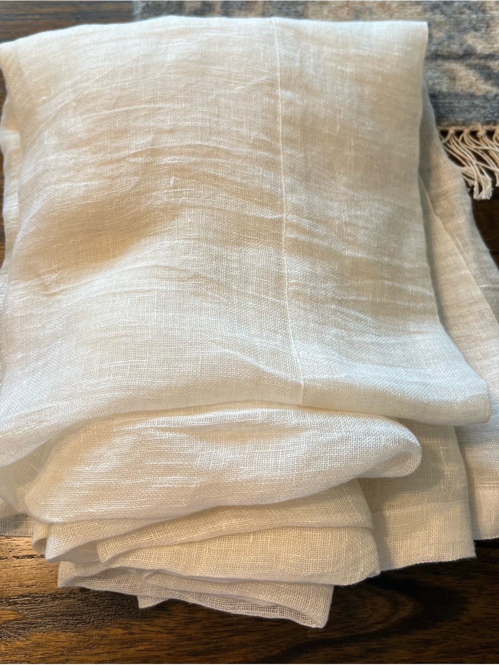 Pottery Barn 💯 Ivory Linen Sheer Curtain Panel 50x84 like new!